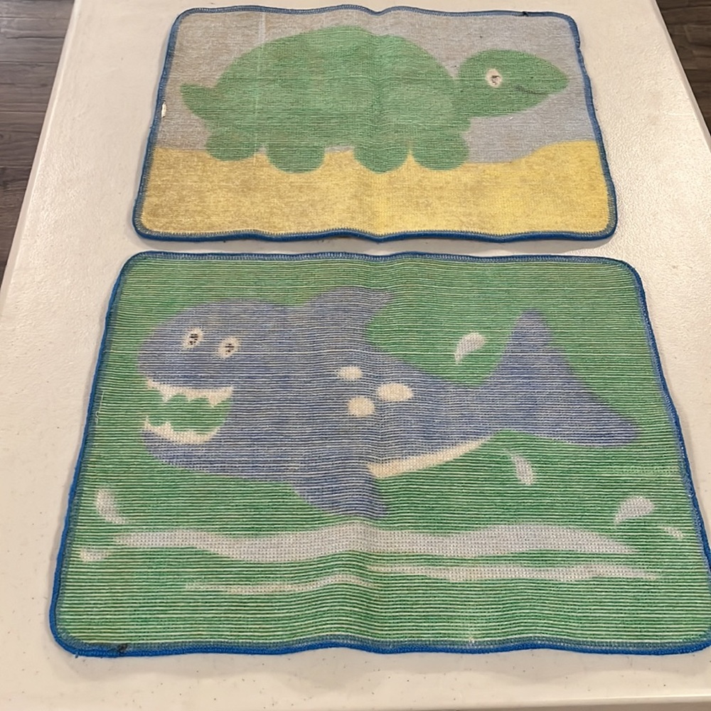 Two 16 x 20 inch Kids Rugs - Picture 2 of 2